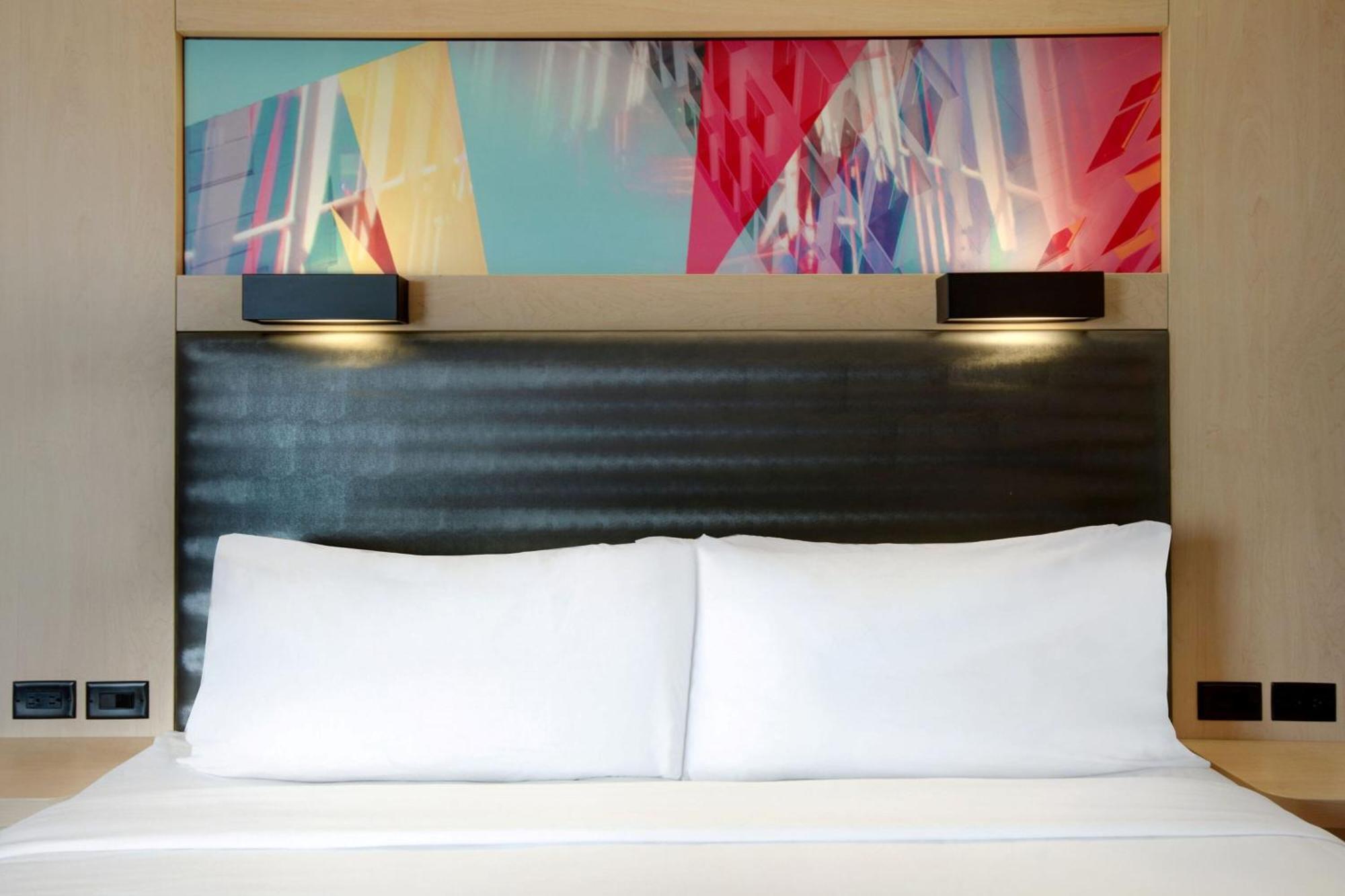 Aloft Oklahoma City Downtown - Bricktown Экстерьер фото